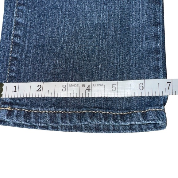 L.E.I. Women's 9 Regular Ashley Lowrise Distressed Leather Braided Pocket Jeans - Picture 9 of 10